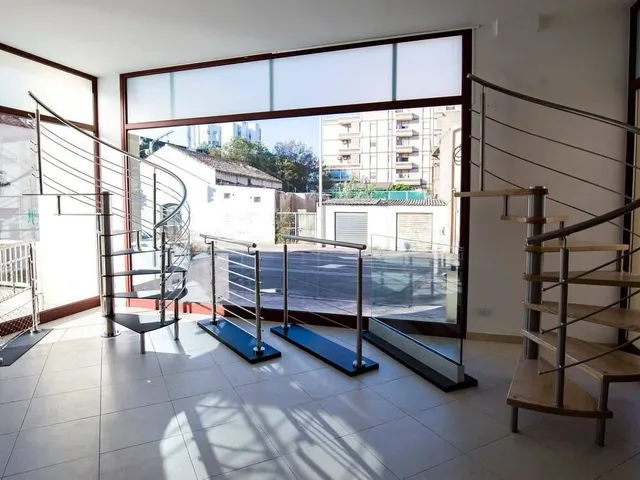 Showroom Steelglass di Cagliari, campione scala — foto 6